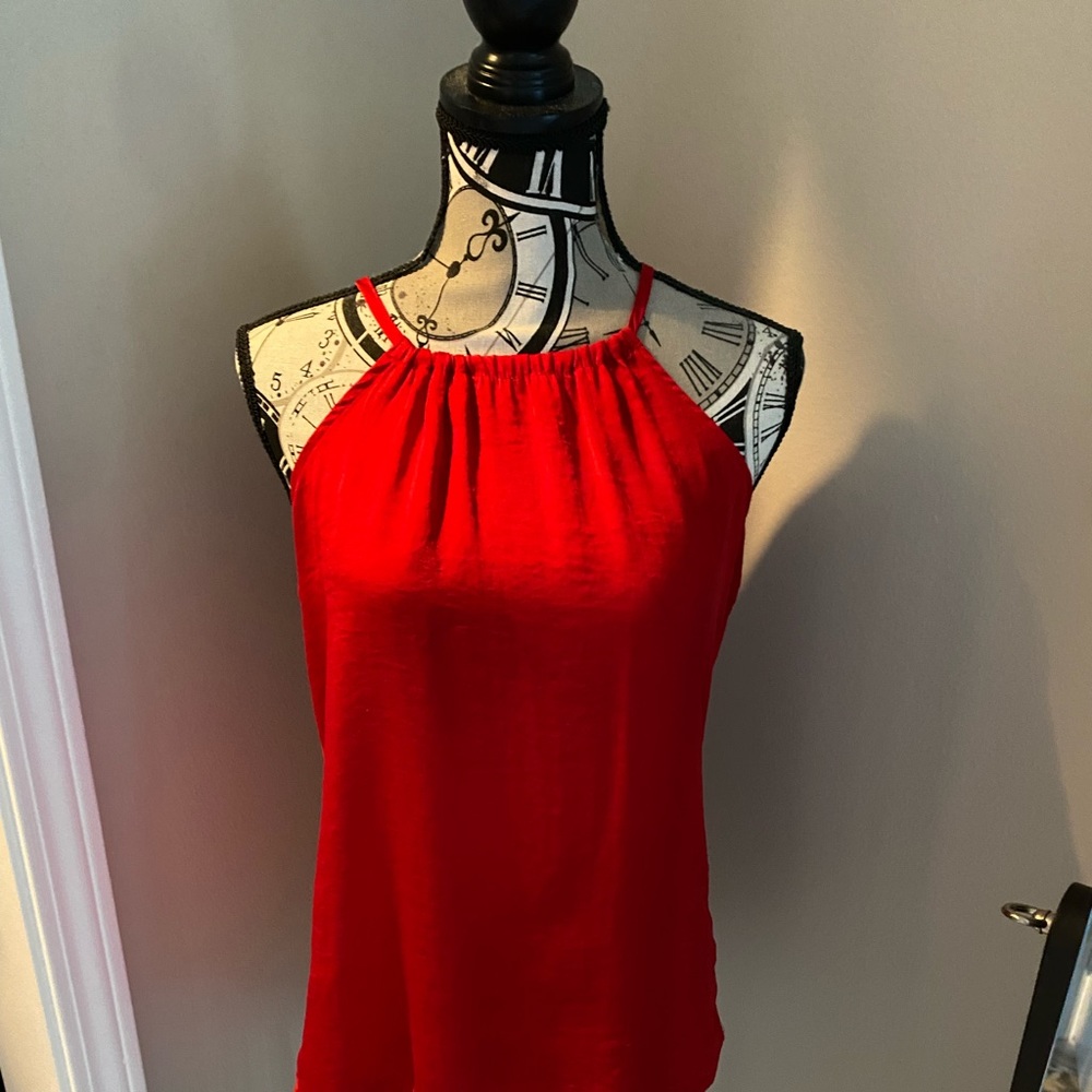 Tank top.